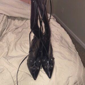 Lace-Up Pointed Toe High-Heel Knee Boots in Black